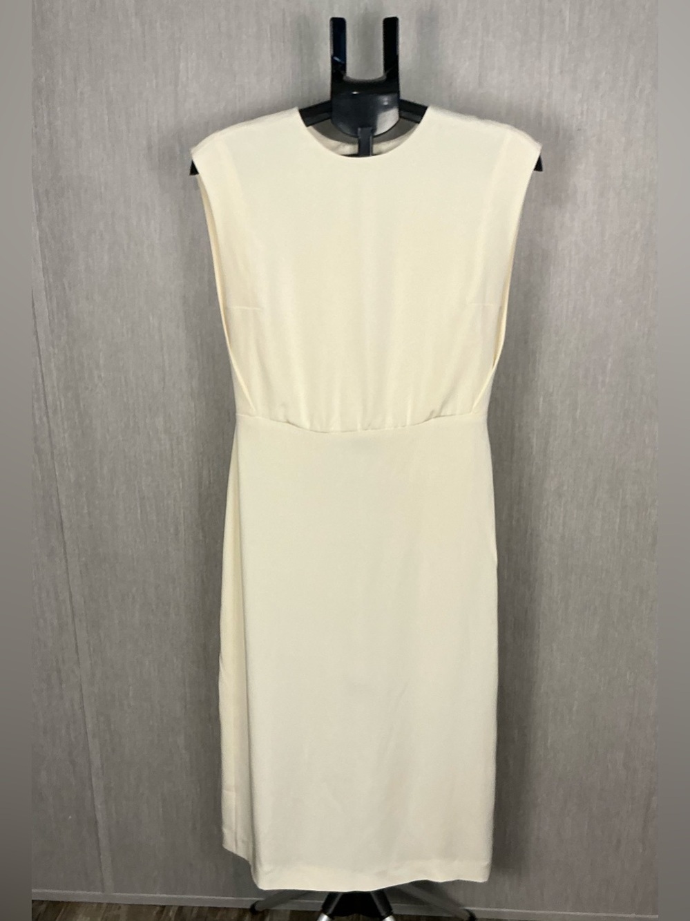 PARTOW Sleeveless Cream Midi Dress with Clean Silhouette Size M/L